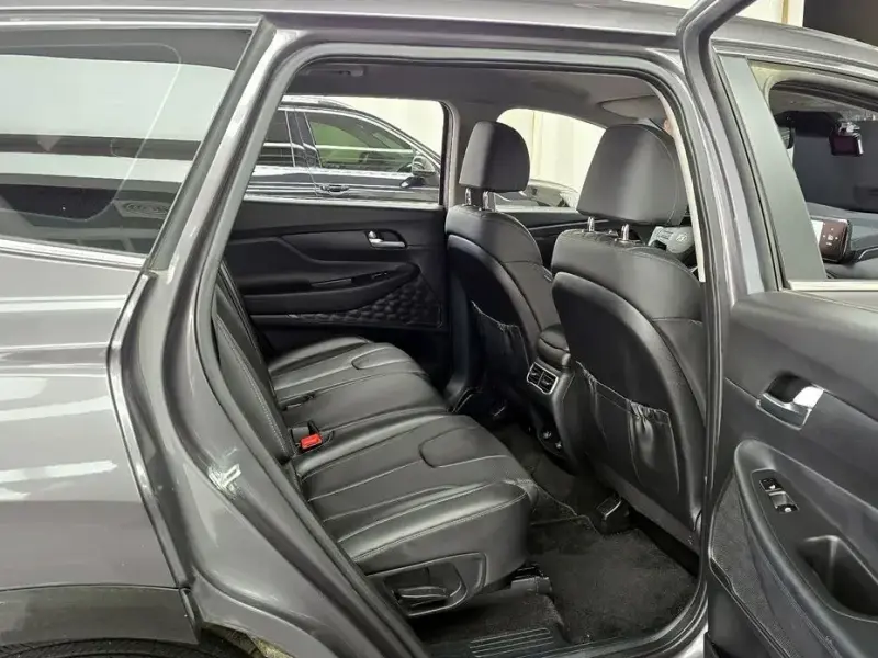 2023 Hyundai Santa Fe с пробегом 31 829 км