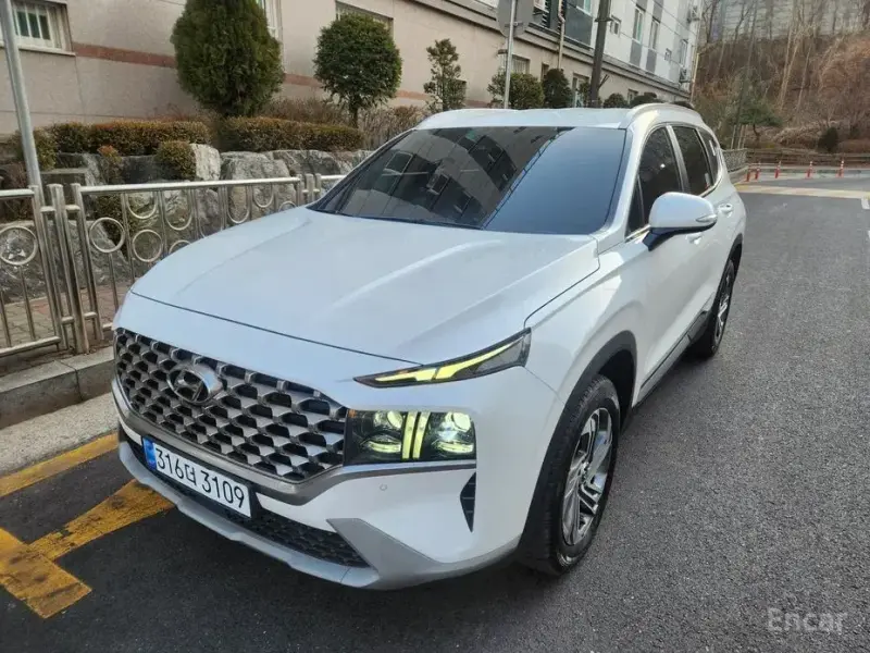 2023 Hyundai Santa Fe с пробегом 64 607 км