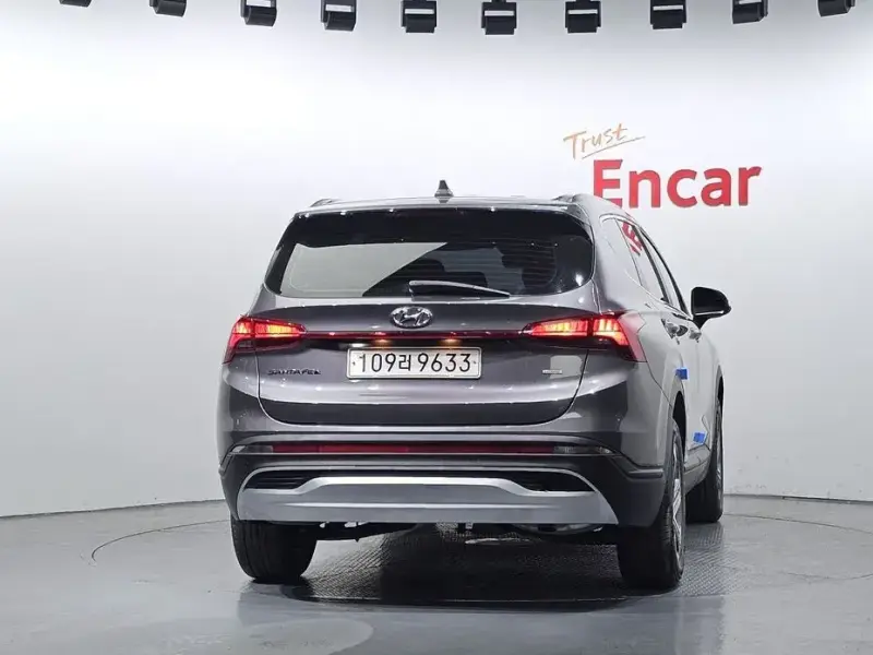 2023 Hyundai Santa Fe с пробегом 57 230 км