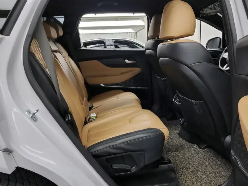 2021 Hyundai Santa Fe с пробегом 100 335 км