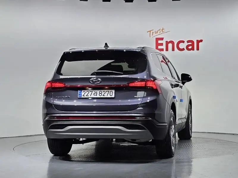 2022 Hyundai Santa Fe с пробегом 35 743 км