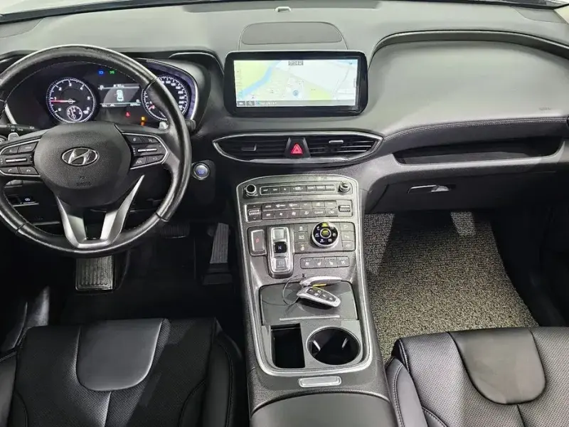 2022 Hyundai Santa Fe с пробегом 35 743 км