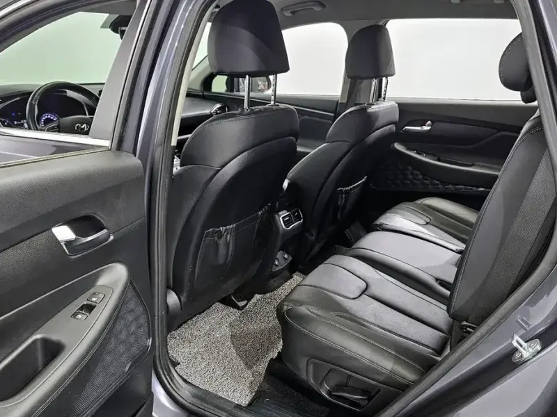 2022 Hyundai Santa Fe с пробегом 35 743 км