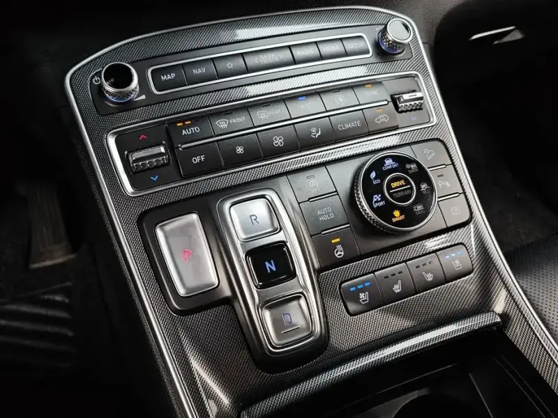 2021 Hyundai Santa Fe с пробегом 105 340 км