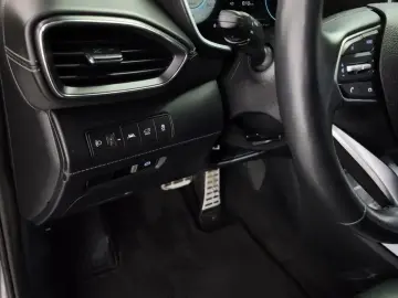 2023 Hyundai Santa Fe с пробегом 64 462 км