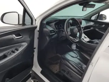 2021 Hyundai Santa Fe с пробегом 101 484 км