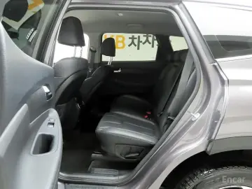 2022 Hyundai Santa Fe с пробегом 135 497 км