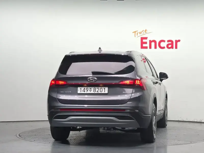 2022 Hyundai Santa Fe с пробегом 50 004 км