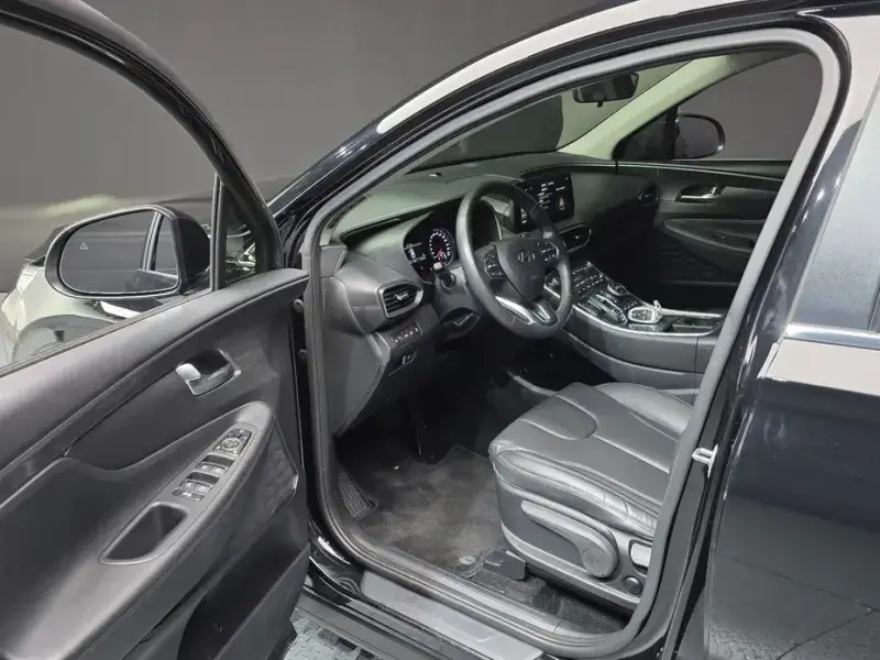2023 Hyundai Santa Fe с пробегом 41 566 км