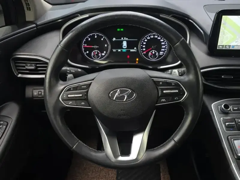 2022 Hyundai Santa Fe с пробегом 50 004 км