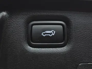 2022 Hyundai Santa Fe с пробегом 50 004 км