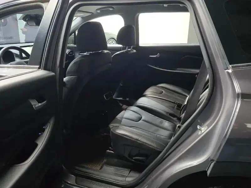 2022 Hyundai Santa Fe с пробегом 90 303 км