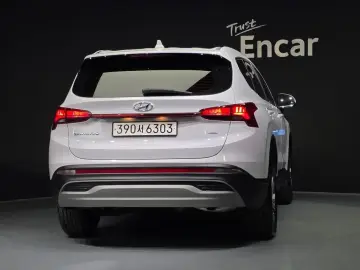2023 Hyundai Santa Fe с пробегом 60 820 км