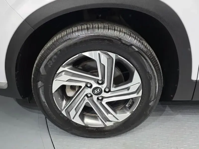 2023 Hyundai Santa Fe с пробегом 60 820 км