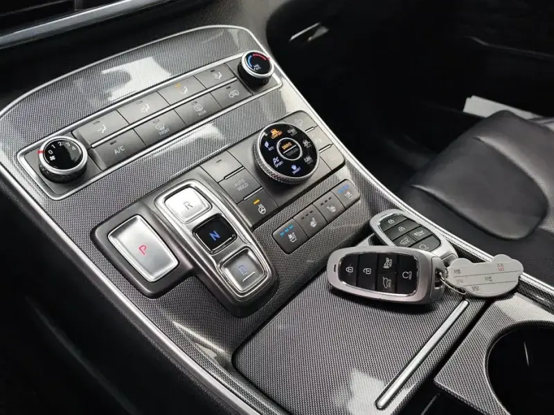 2021 Hyundai Santa Fe с пробегом 82 804 км