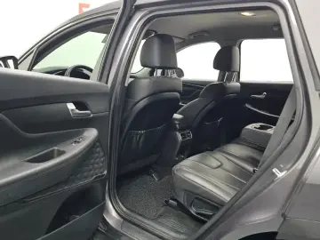 2021 Hyundai Santa Fe с пробегом 82 804 км