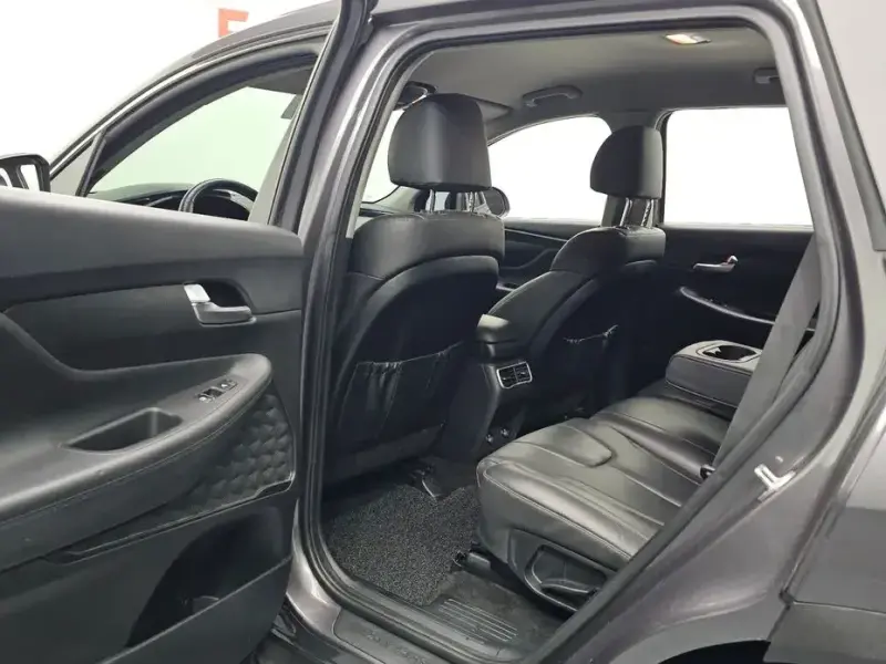 2021 Hyundai Santa Fe с пробегом 82 804 км