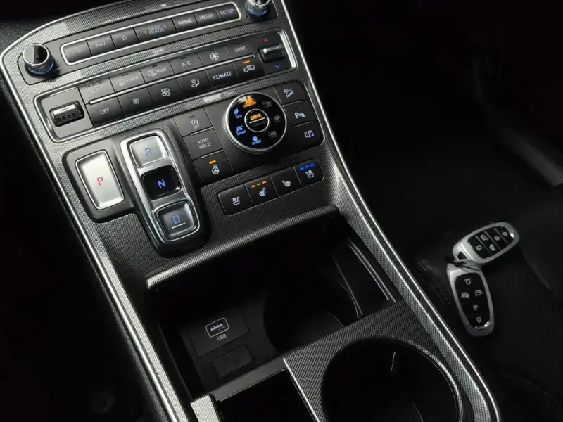 2021 Hyundai Santa Fe с пробегом 81 476 км