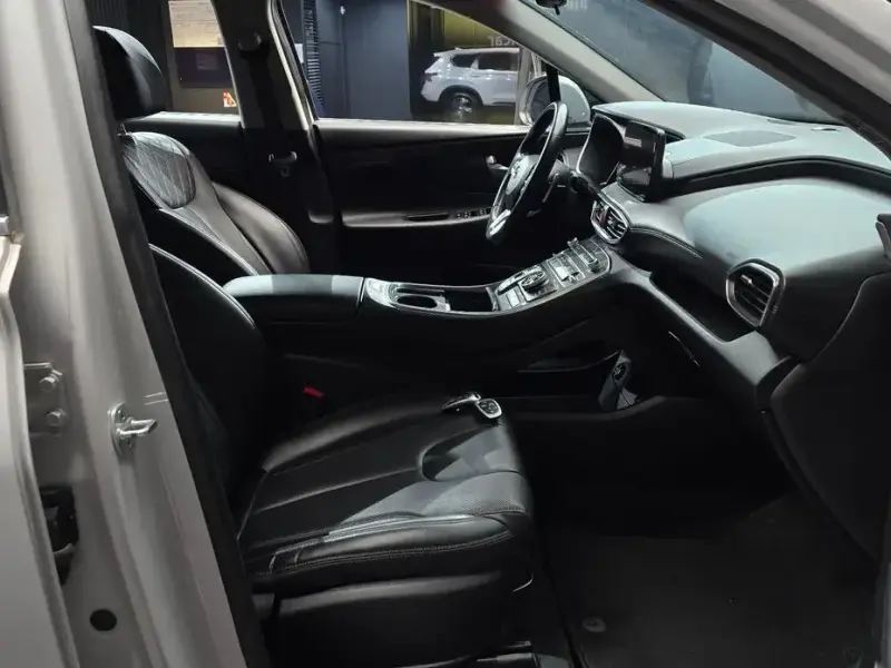 2021 Hyundai Santa Fe с пробегом 81 476 км