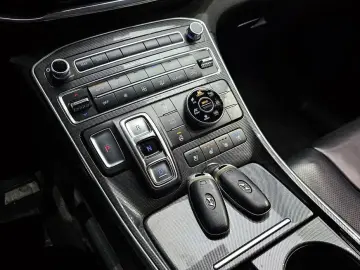 2021 Hyundai Santa Fe с пробегом 151 440 км