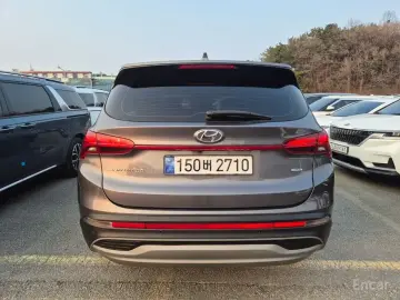 2022 Hyundai Santa Fe с пробегом 17 303 км