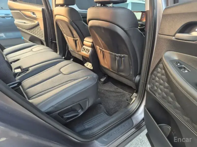 2022 Hyundai Santa Fe с пробегом 17 303 км