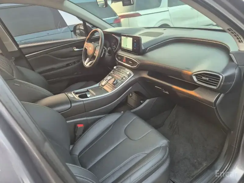 2022 Hyundai Santa Fe с пробегом 17 303 км