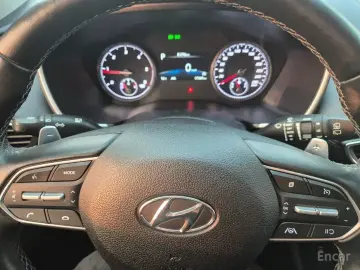 2022 Hyundai Santa Fe с пробегом 17 303 км