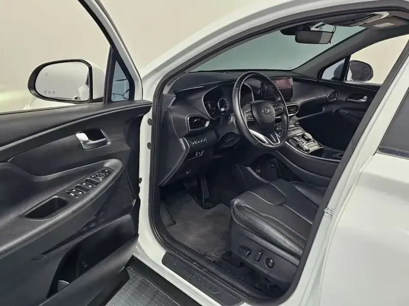 2023 Hyundai Santa Fe с пробегом 44 894 км