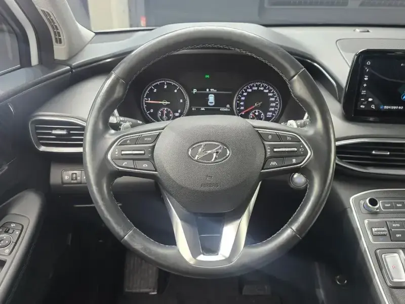 2021 Hyundai Santa Fe с пробегом 43 360 км