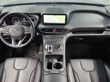 2023 Hyundai Santa Fe с пробегом 70 709 км
