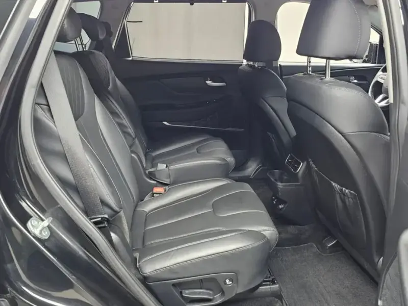 2023 Hyundai Santa Fe с пробегом 70 709 км