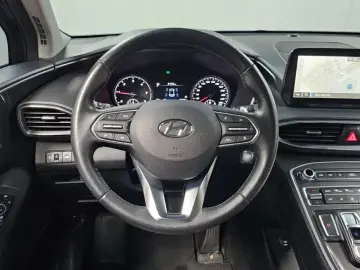 2023 Hyundai Santa Fe с пробегом 70 709 км
