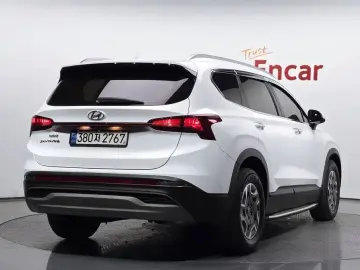 2021 Hyundai Santa Fe с пробегом 117 214 км