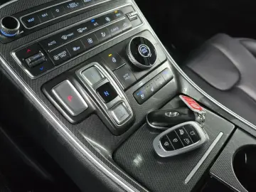 2021 Hyundai Santa Fe с пробегом 117 214 км