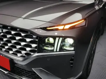 2021 Hyundai Santa Fe с пробегом 136 078 км