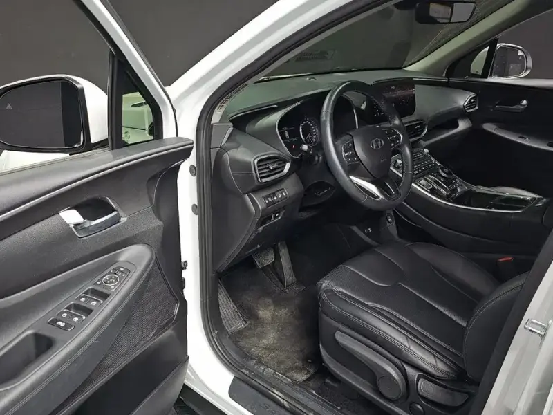 2023 Hyundai Santa Fe с пробегом 69 617 км