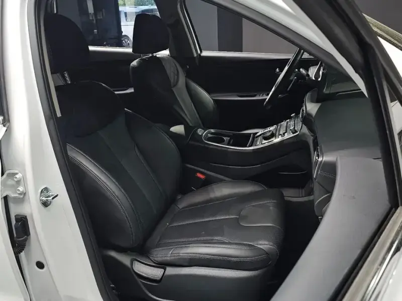 2023 Hyundai Santa Fe с пробегом 69 617 км