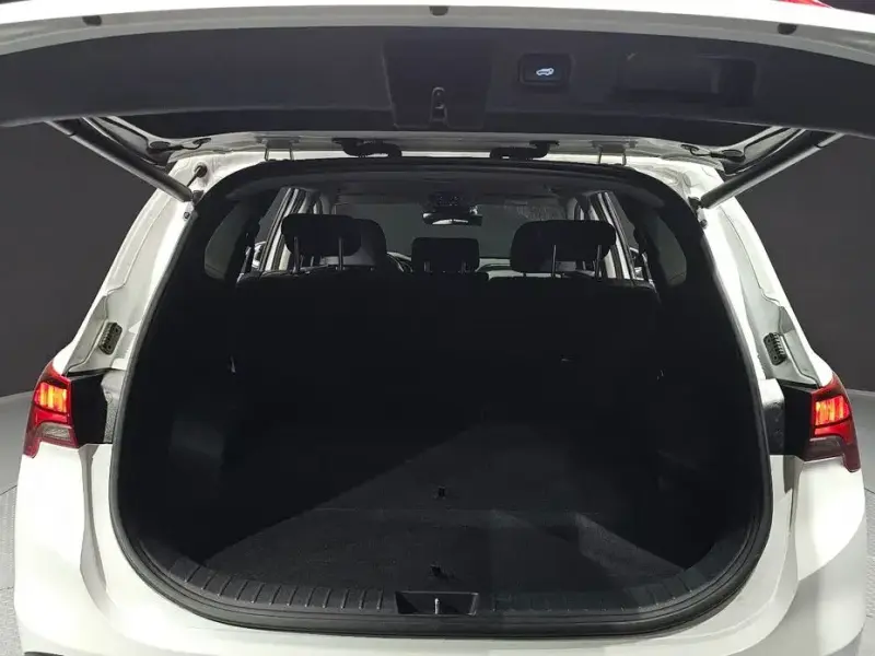 2023 Hyundai Santa Fe с пробегом 69 617 км
