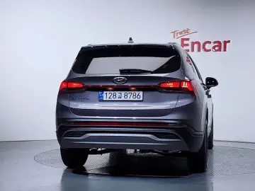 2022 Hyundai Santa Fe с пробегом 27 770 км