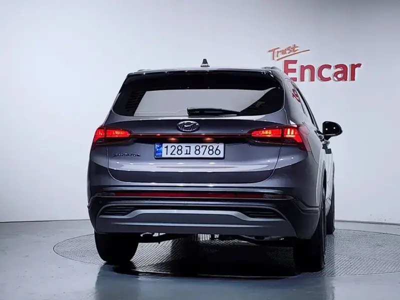 2022 Hyundai Santa Fe с пробегом 27 770 км