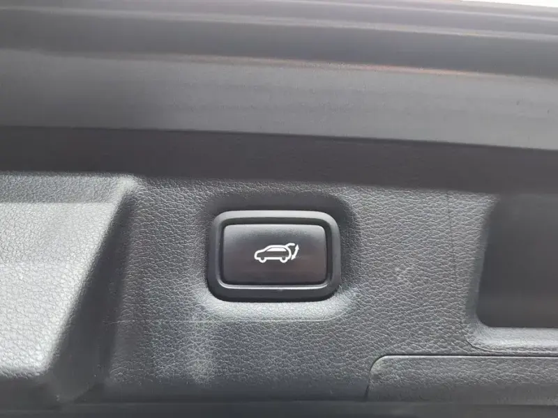 2022 Hyundai Santa Fe с пробегом 27 770 км