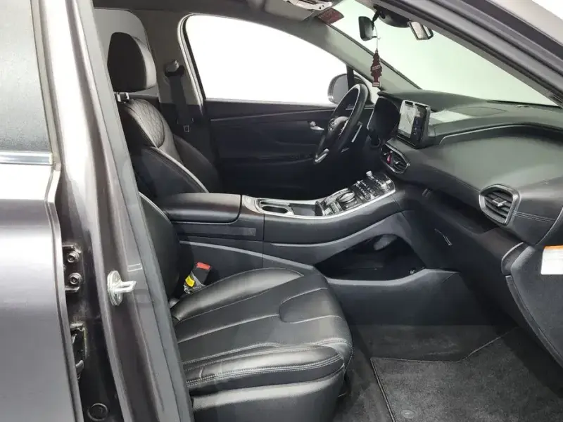 2022 Hyundai Santa Fe с пробегом 27 770 км