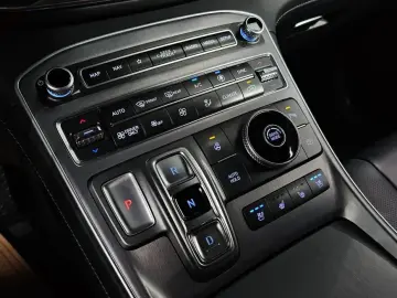 2023 Hyundai Santa Fe с пробегом 31 643 км