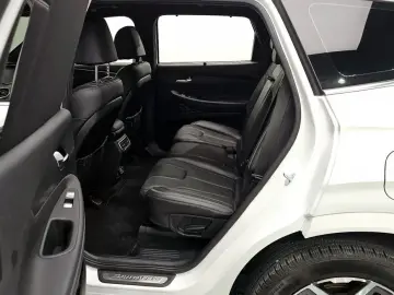 2023 Hyundai Santa Fe с пробегом 31 643 км