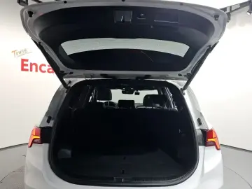 2021 Hyundai Santa Fe с пробегом 64 558 км
