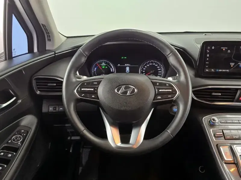 2022 Hyundai Santa Fe с пробегом 50 801 км