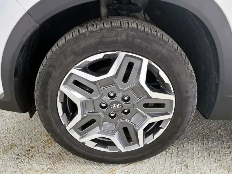 2023 Hyundai Santa Fe с пробегом 35 957 км