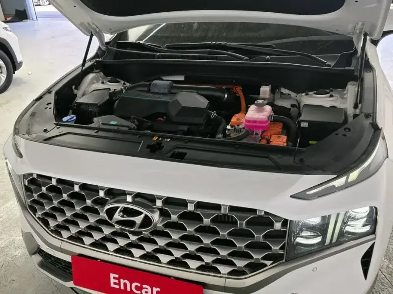 2023 Hyundai Santa Fe с пробегом 35 957 км