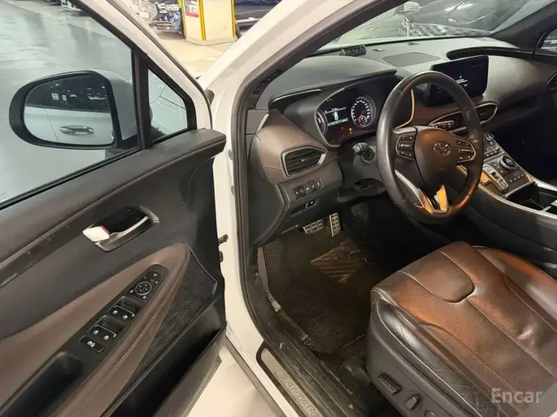 2021 Hyundai Santa Fe с пробегом 68 197 км
